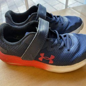 Under Armour PS Surge 2AC Shoes Size 13K